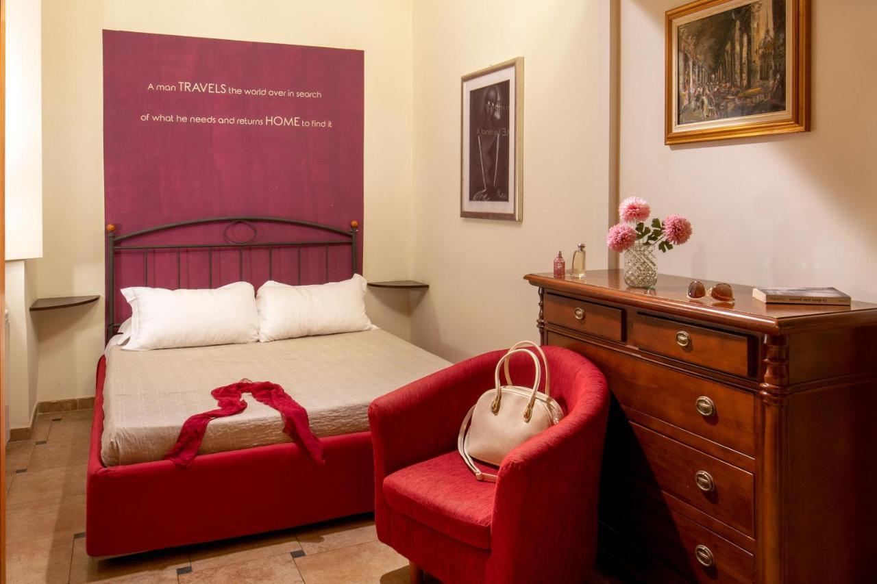 רומא Cappellari Apartments - Campo De' Fiori מראה חיצוני תמונה