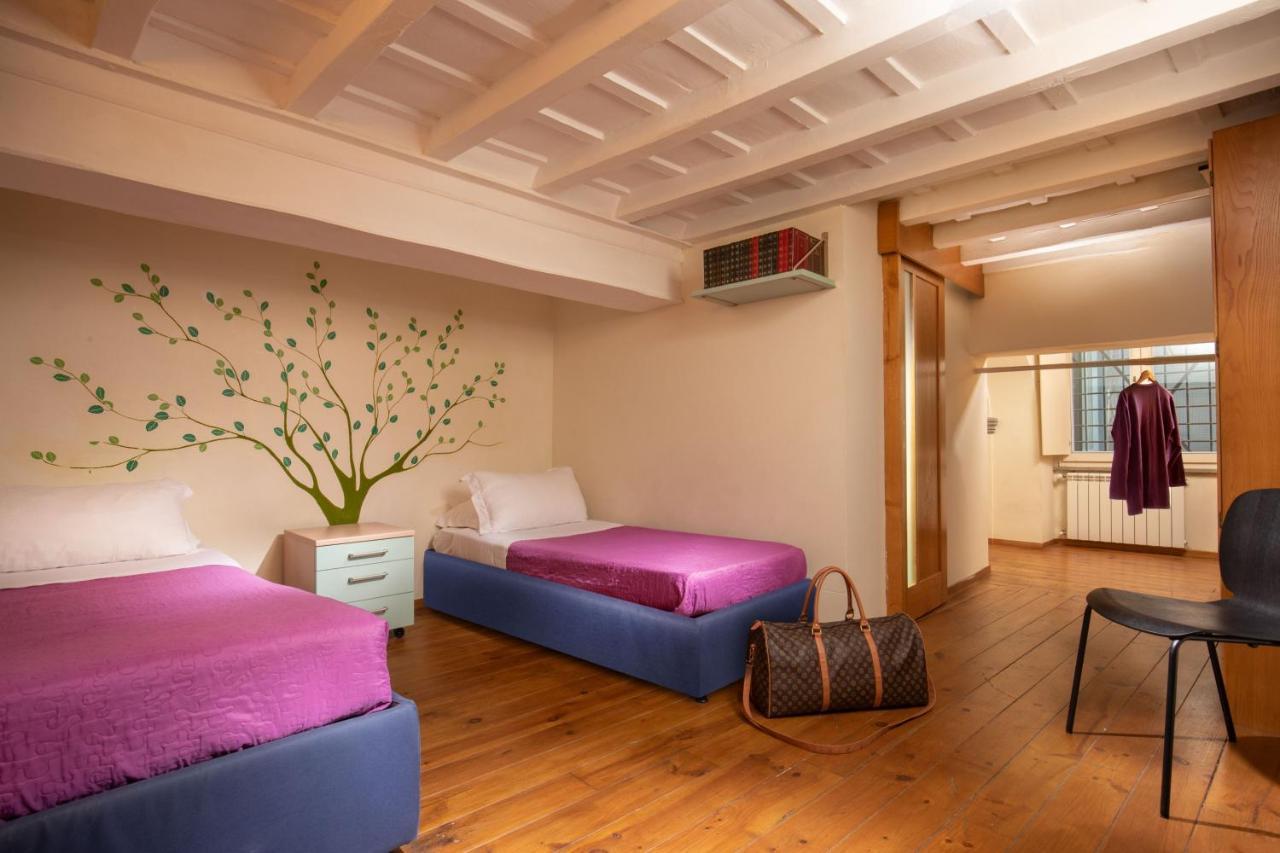רומא Cappellari Apartments - Campo De' Fiori מראה חיצוני תמונה