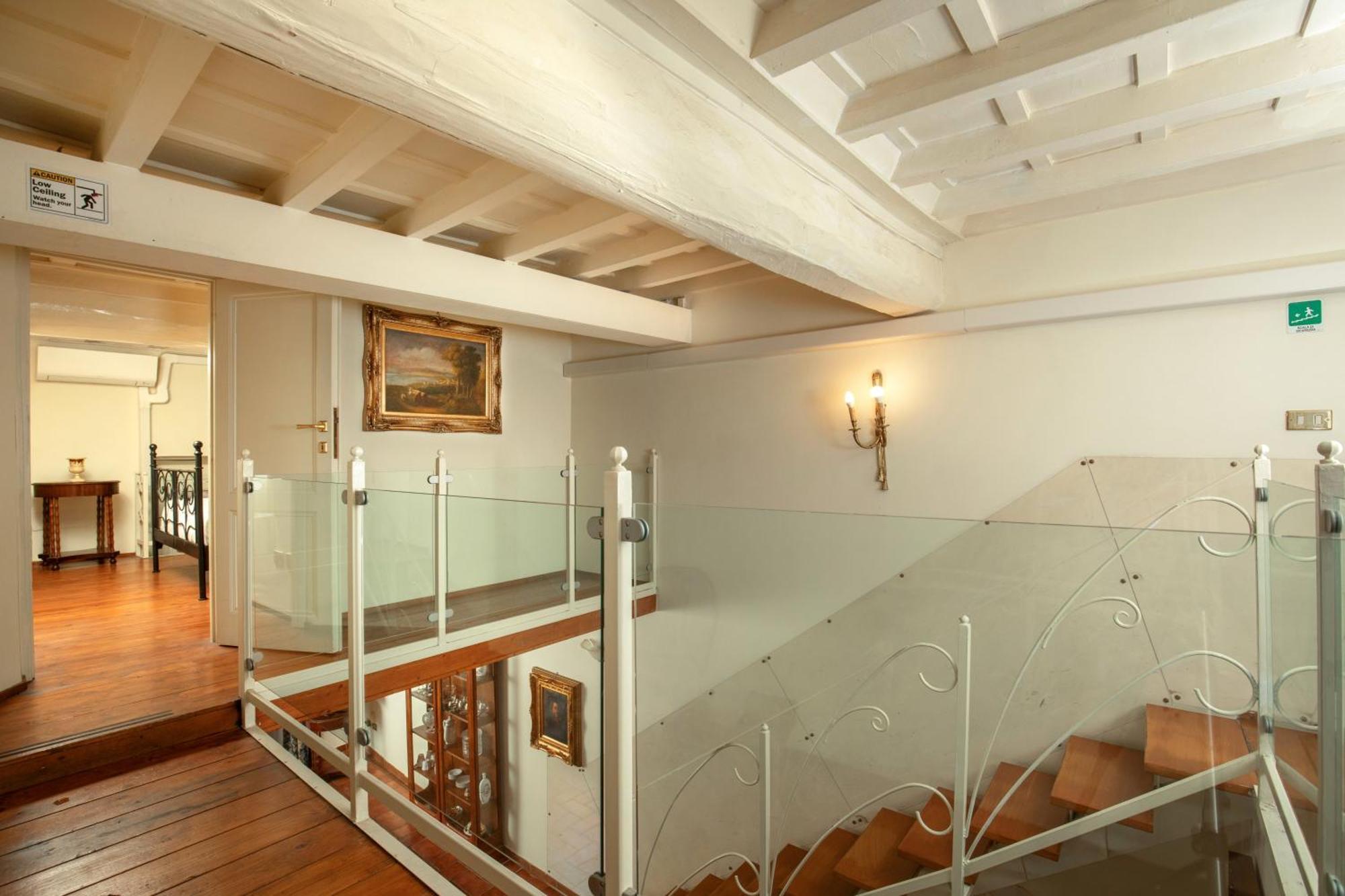 רומא Cappellari Apartments - Campo De' Fiori מראה חיצוני תמונה