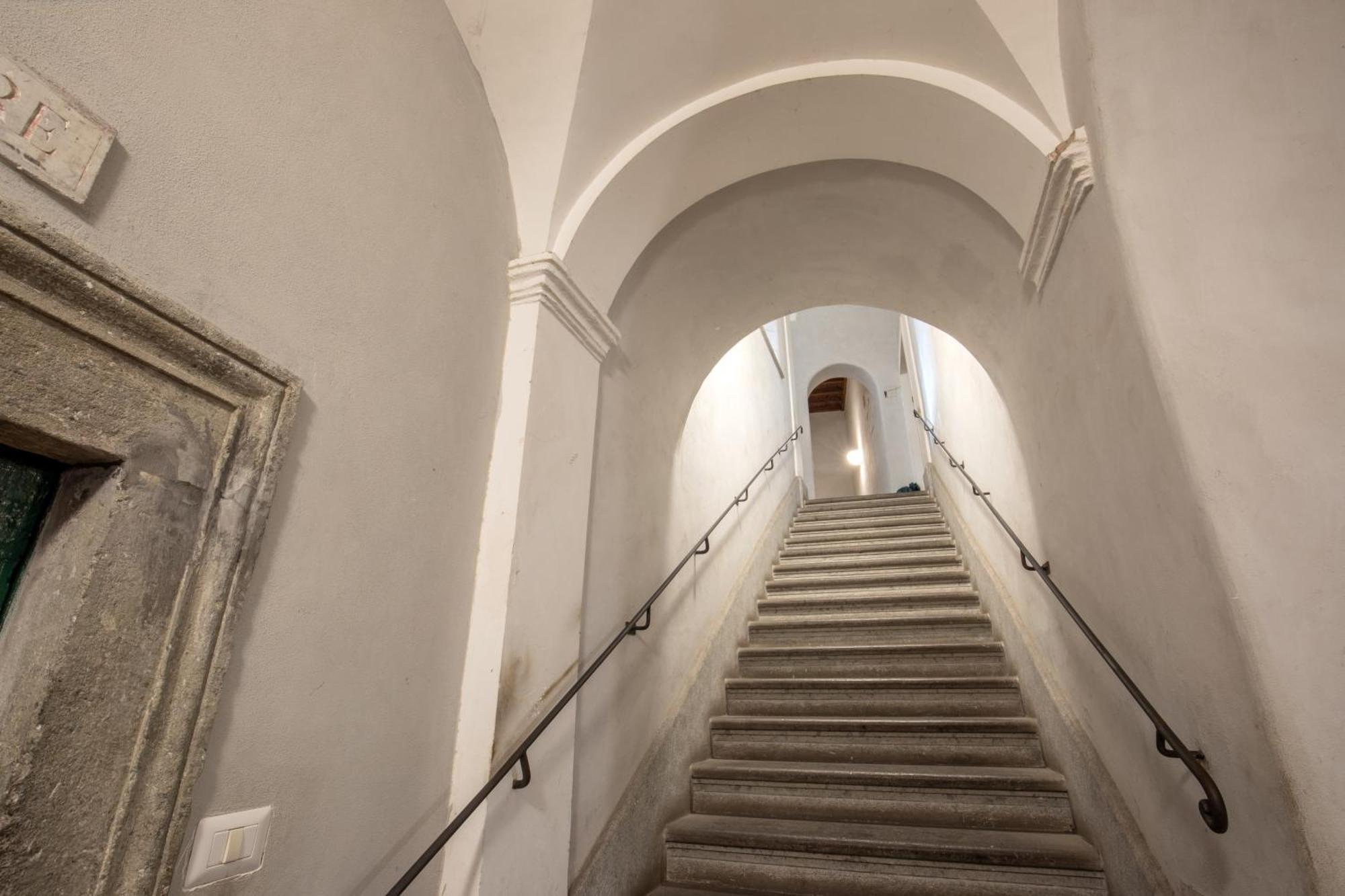 רומא Cappellari Apartments - Campo De' Fiori מראה חיצוני תמונה